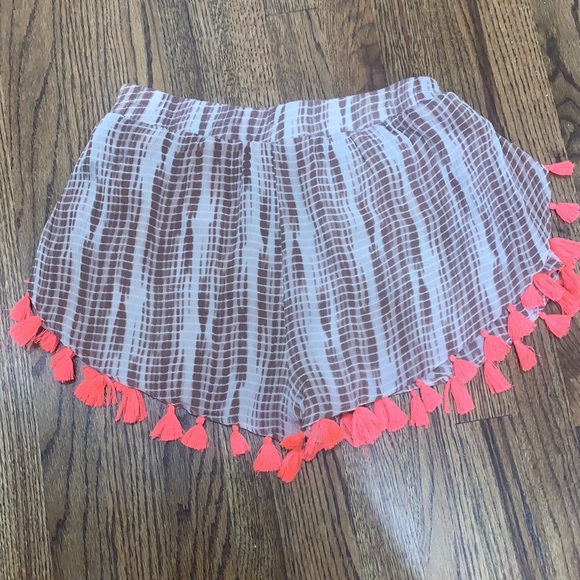 Shorts - Picture 2 of 2